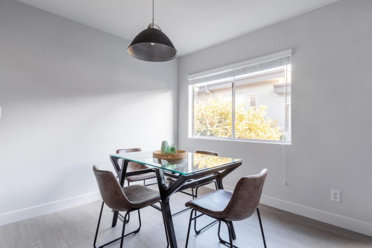 Apartment Brentwood 1br W Wd Nr Ucla Restaurants Lax-233 Los Angeles